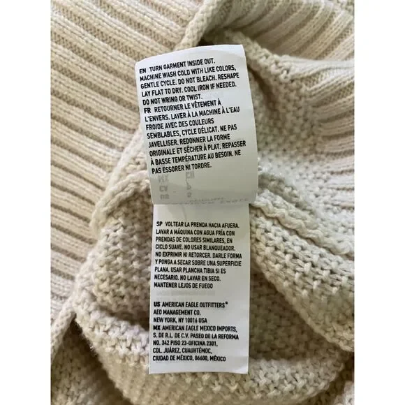 American Eagle turtle neck long sleeve loose knit pullover sweater - Picture 5 of 8